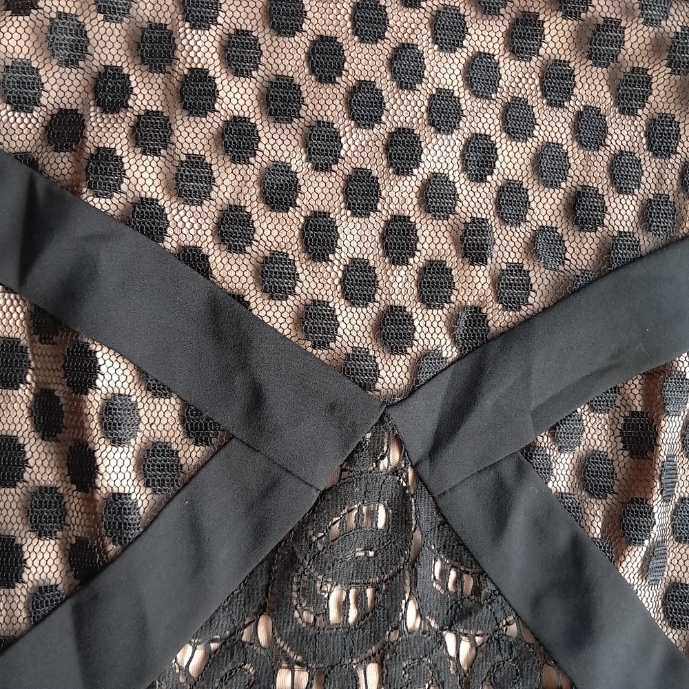 Muse Cocktail Holiday Dress - Picture 11 of 11